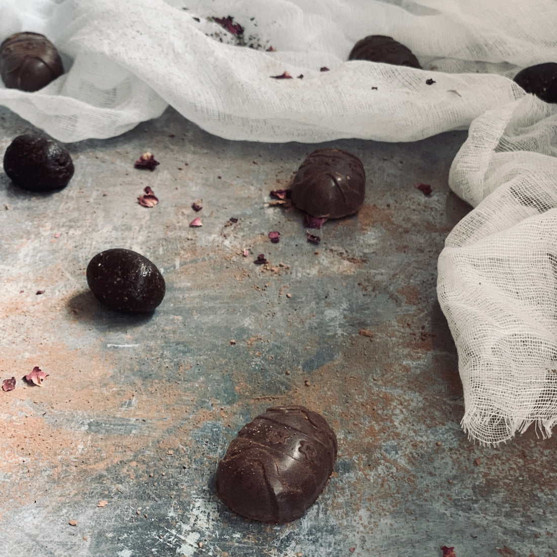 Vegan Carob Mylk Easter Eggs (two ways)